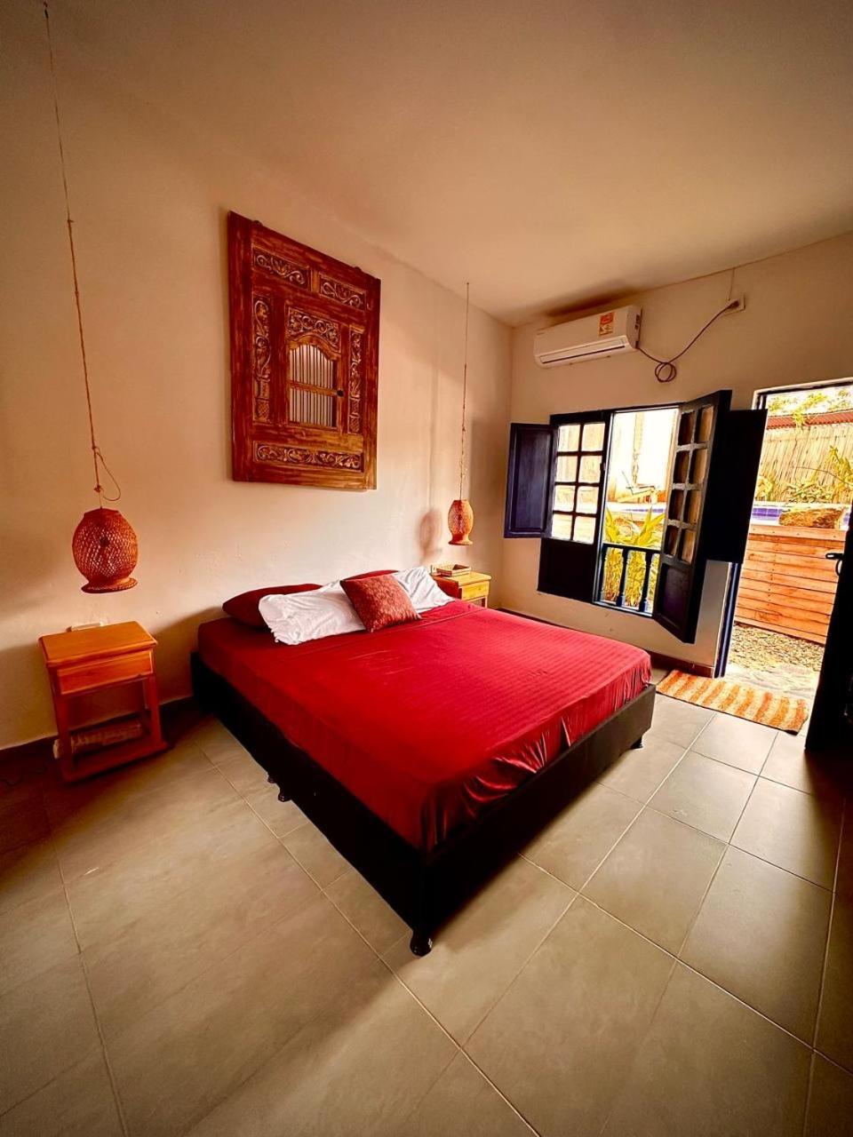 Hotel Renasci Palomino Bagian luar foto