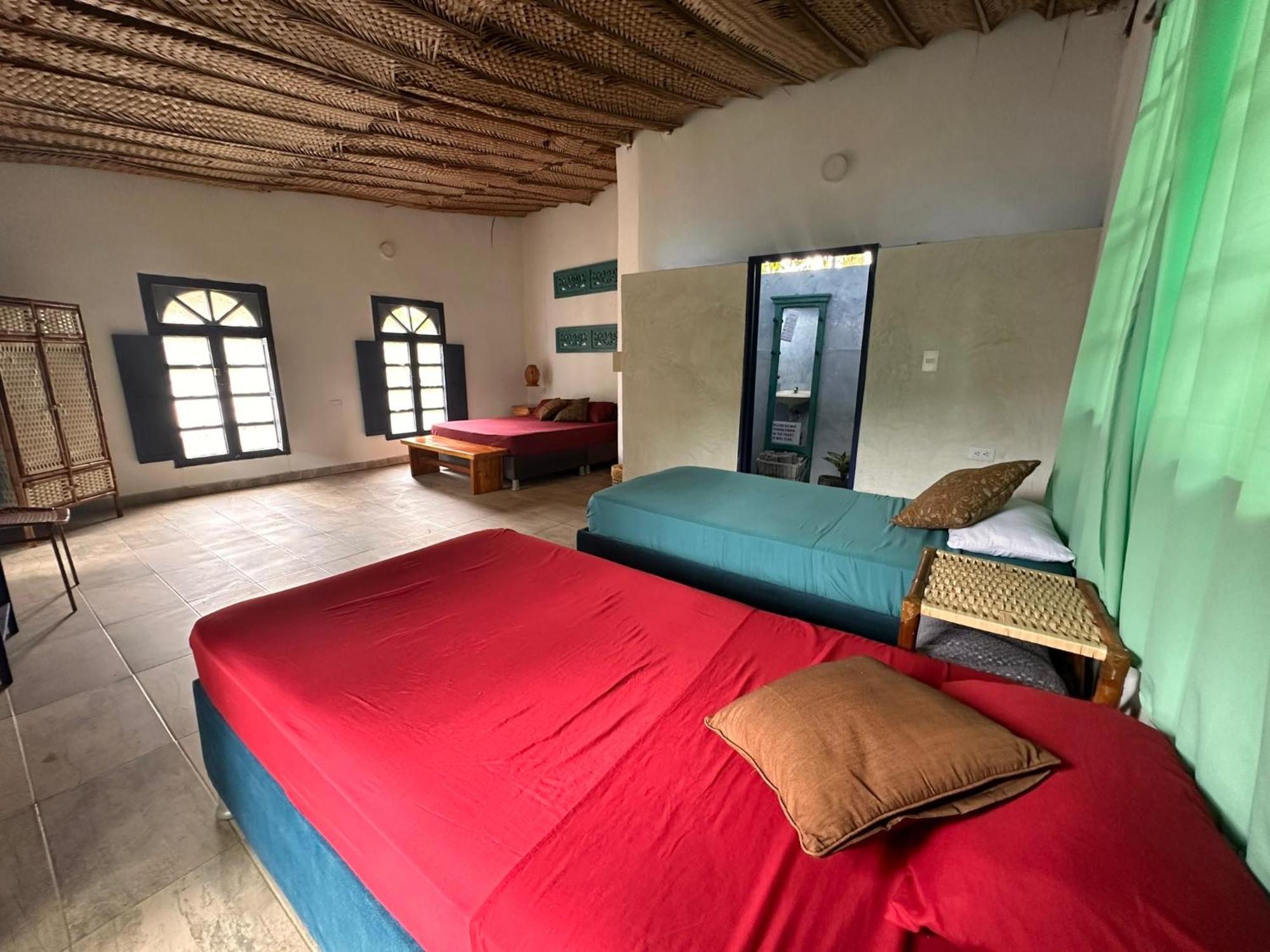 Hotel Renasci Palomino Bagian luar foto